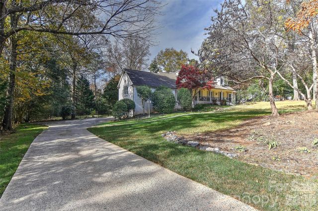 6117 Cherry Tree Lane, Charlotte, NC 28270