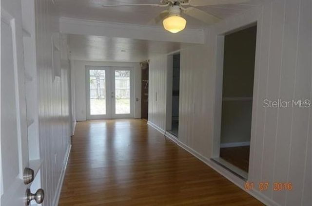 3213 W HARTNETT AVENUE, Tampa, FL 33611