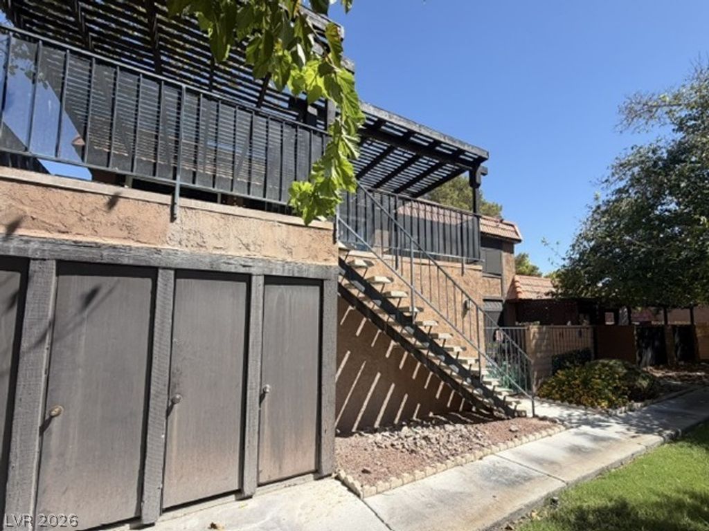 6641 Silverstream Avenue D, Las Vegas, NV 89107 — photo 4