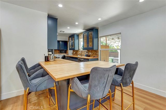 20355 Mobile, Winnetka, CA 91306