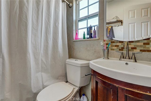 20355 Mobile, Winnetka, CA 91306