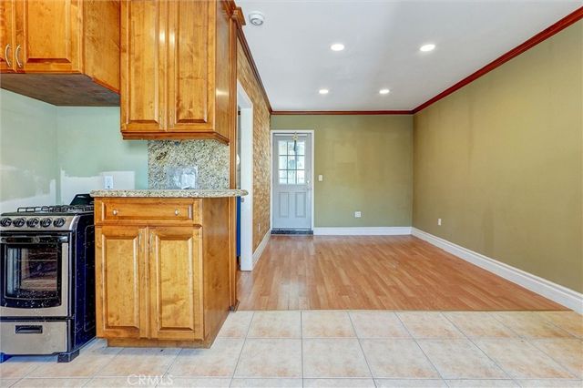 20355 Mobile, Winnetka, CA 91306