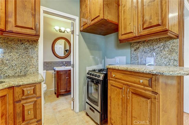 20355 Mobile, Winnetka, CA 91306
