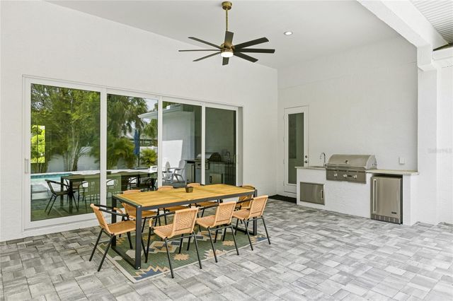 201 S SHADE AVENUE, Sarasota, FL 34237