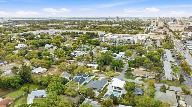 201 S SHADE AVENUE, Sarasota, FL 34237