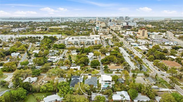 201 S SHADE AVENUE, Sarasota, FL 34237