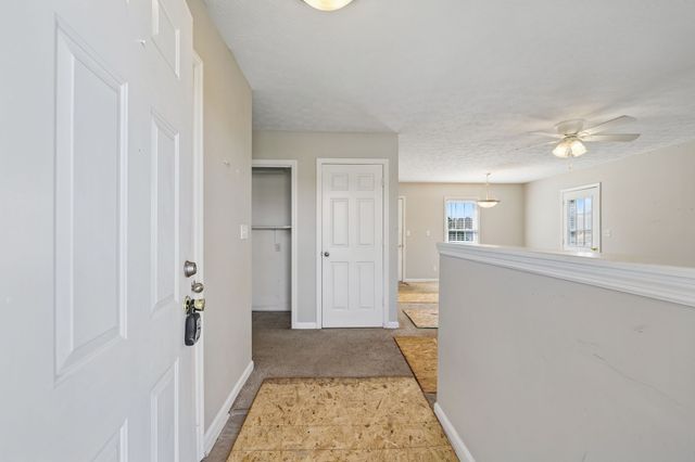 1814 Old County House Rd, White Bluff, TN 37187