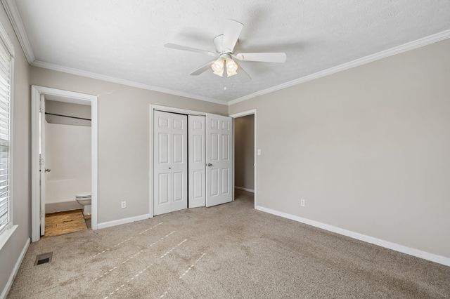 1814 Old County House Rd, White Bluff, TN 37187