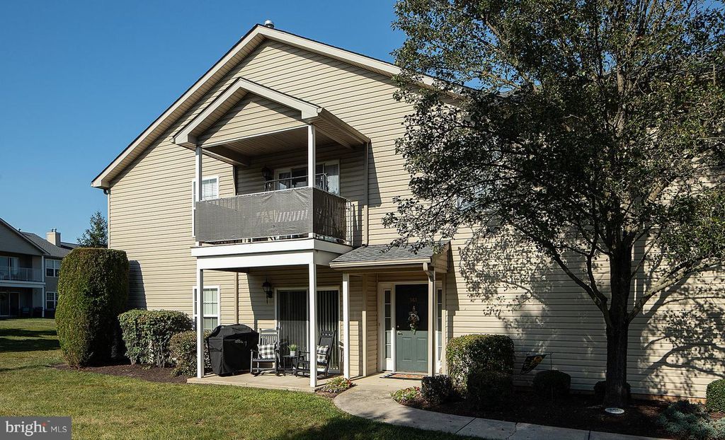 141 ORIOLE CT, Hummelstown, PA 17036