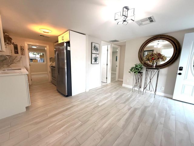 1093 Highview Road, Lantana, FL 33462