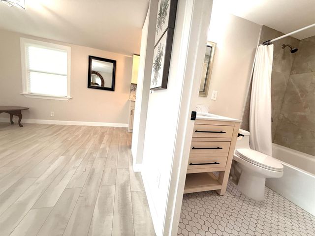 1093 Highview Road, Lantana, FL 33462