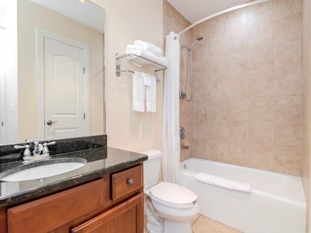 13941 CLUBHOUSE DRIVE 102, Tampa, FL 33618
