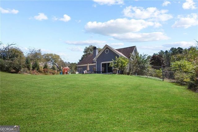 131 Pecan Lake Drive, Sharpsburg, GA 30277