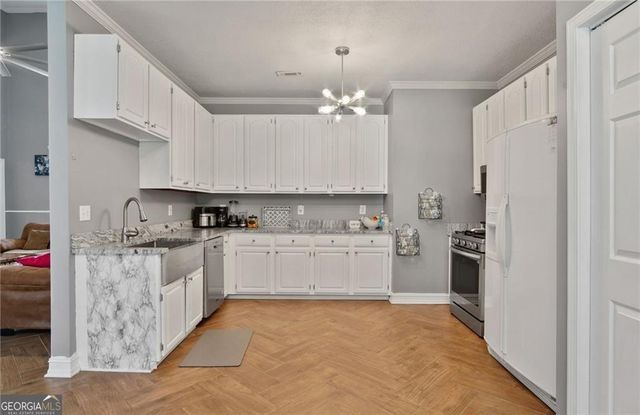 131 Pecan Lake Drive, Sharpsburg, GA 30277