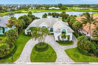 2925 SE Dune Drive, Hutchinson Island, FL 34996