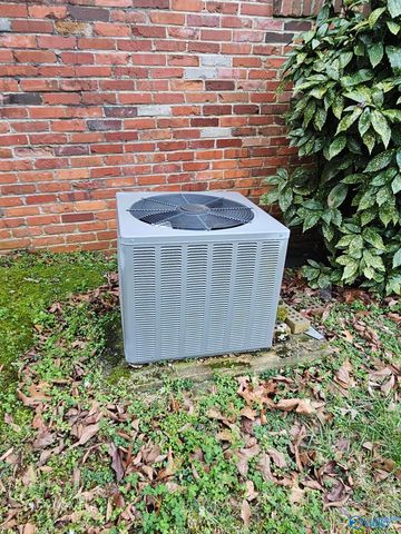 302 Jo Cyn Drive, Glencoe, AL 35905