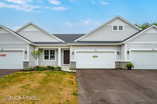 1593 N Village Circle, Oshtemo Twp, MI 49009