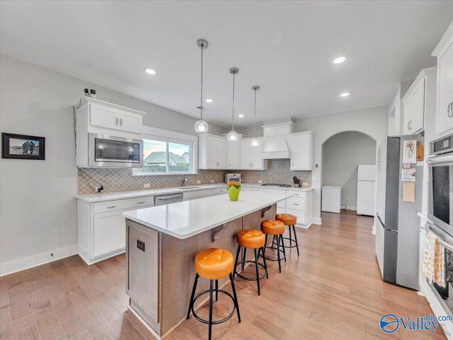 24559 Beacon Circle, Athens, AL 35613