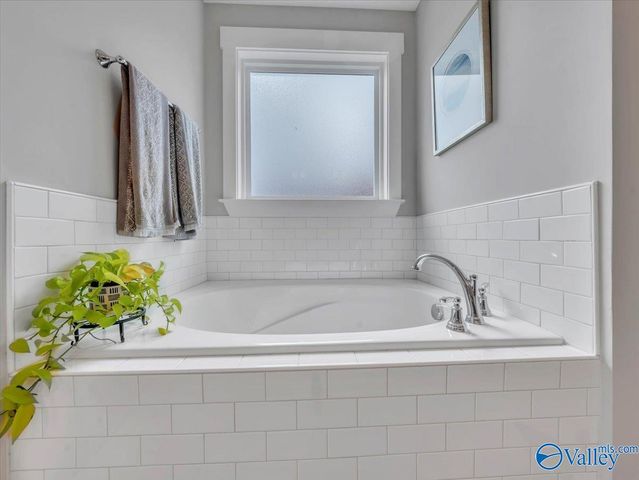 24559 Beacon Circle, Athens, AL 35613