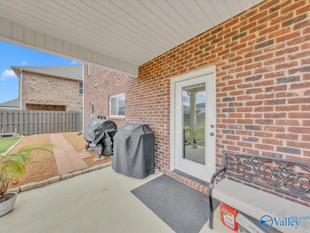 24559 Beacon Circle, Athens, AL 35613