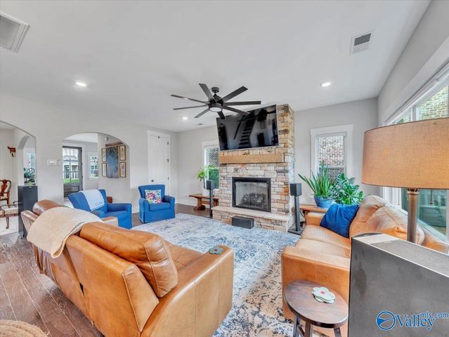 24559 Beacon Circle, Athens, AL 35613