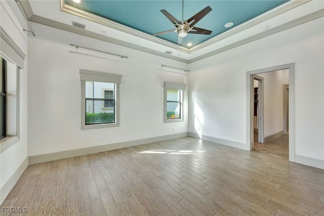 5817 Harbour CIR, Cape Coral, FL 33914