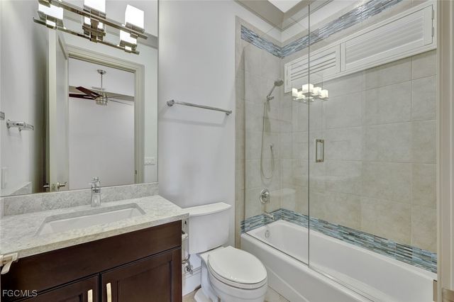 5817 Harbour CIR, Cape Coral, FL 33914