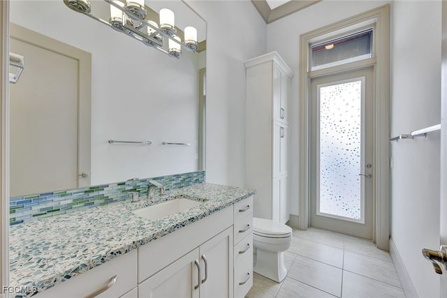 5817 Harbour CIR, Cape Coral, FL 33914