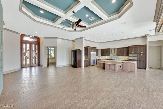 5817 Harbour CIR, Cape Coral, FL 33914