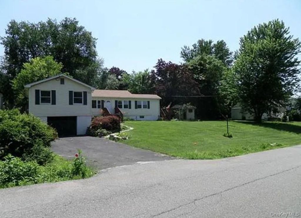 48 Orchard Lake Drive, Monroe, NY 10950