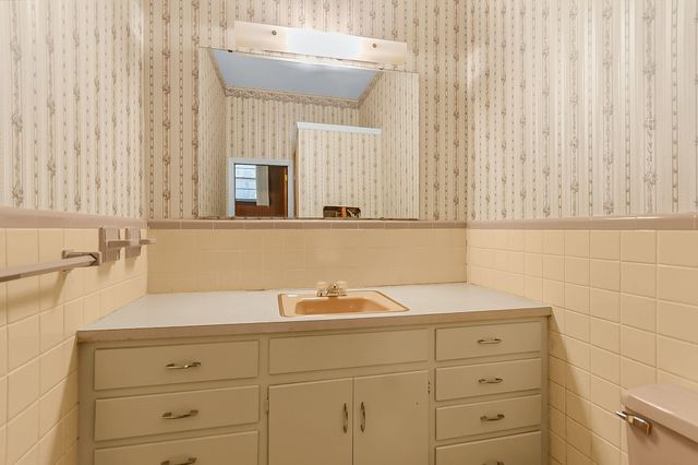 1024 Lepley Road, Hanahan, SC 29410