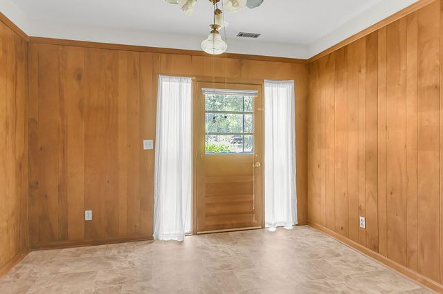 1024 Lepley Road, Hanahan, SC 29410