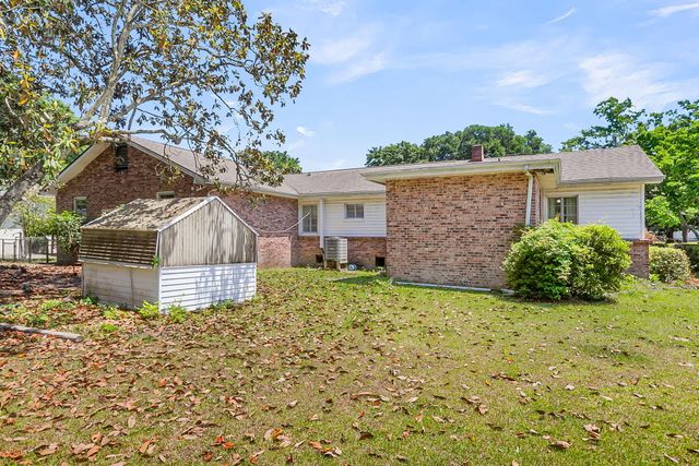 1024 Lepley Road, Hanahan, SC 29410