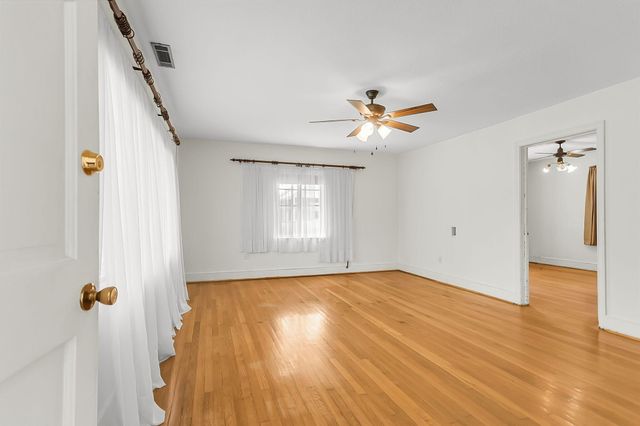 1024 Lepley Road, Hanahan, SC 29410