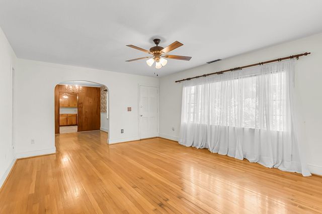 1024 Lepley Road, Hanahan, SC 29410