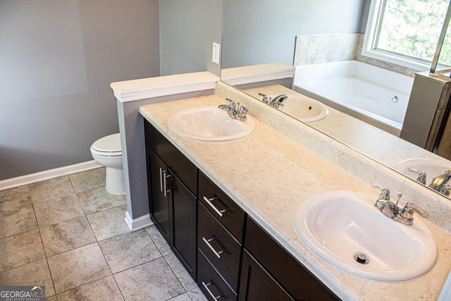 7789 Village Pass, Fairburn, GA 30213