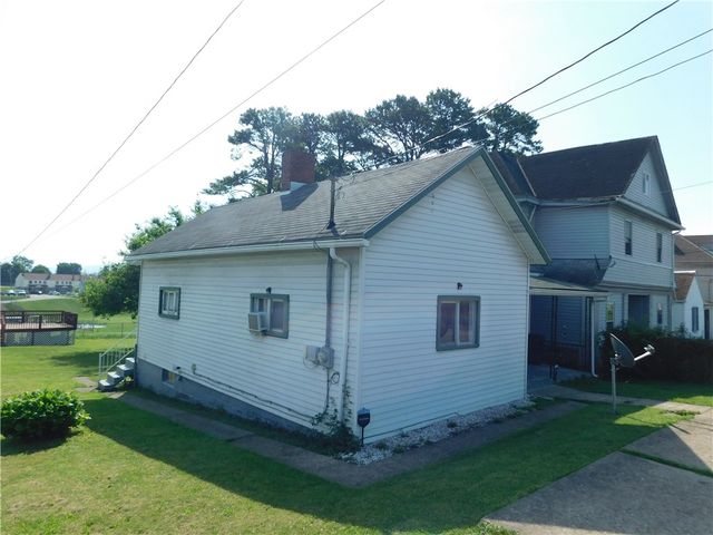 94 Easy Street, Uniontown, PA 15401