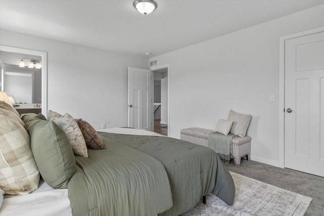 35077 Yahara DRIVE, Summit, WI 53066