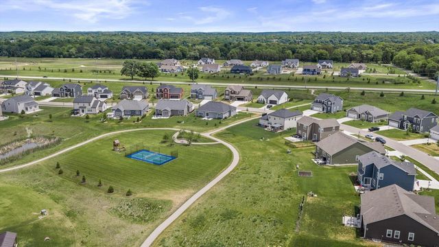 35077 Yahara DRIVE, Summit, WI 53066