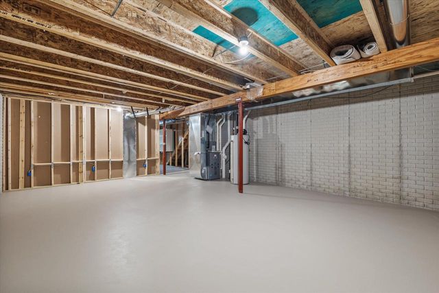 35077 Yahara DRIVE, Summit, WI 53066