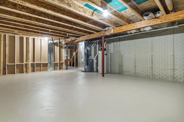 35077 Yahara DRIVE, Summit, WI 53066