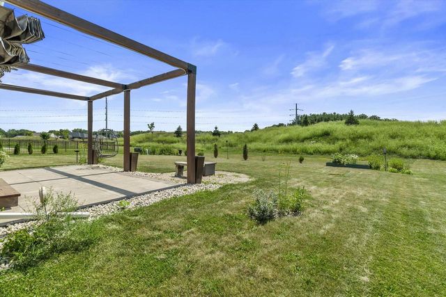 35077 Yahara DRIVE, Summit, WI 53066