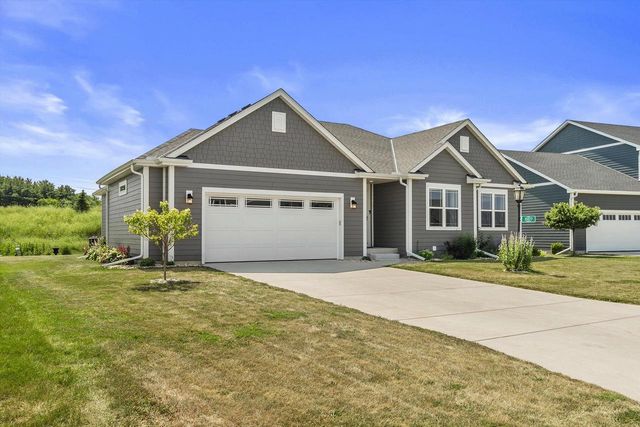 35077 Yahara DRIVE, Summit, WI 53066