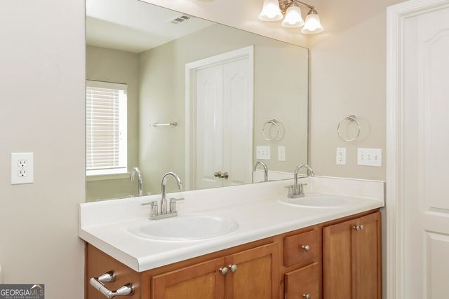 134 Creekwood Trail, Acworth, GA 30102