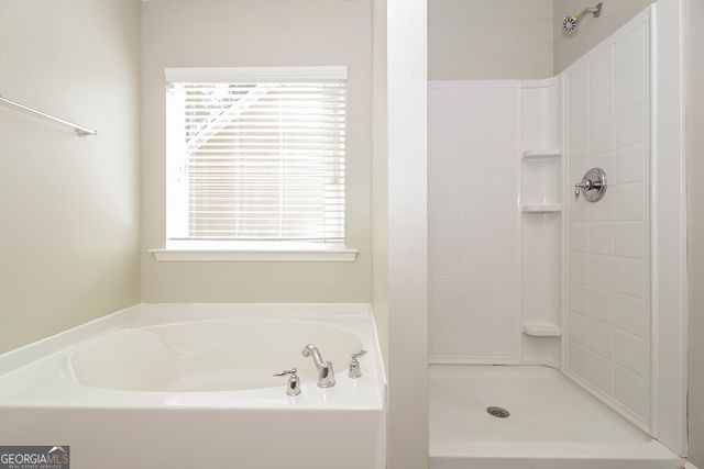 134 Creekwood Trail, Acworth, GA 30102