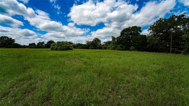 0000 CR 413, Lexington, TX 78947