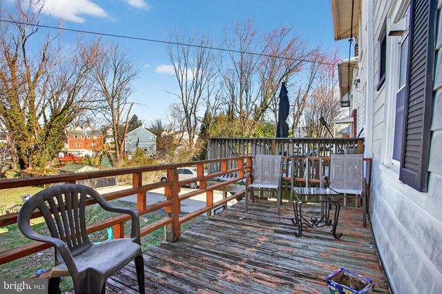 637 CHESTER PIKE, Prospect Park, PA 19076