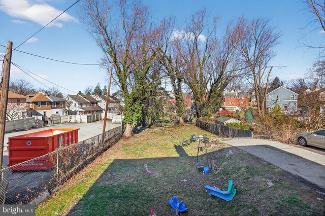 637 CHESTER PIKE, Prospect Park, PA 19076