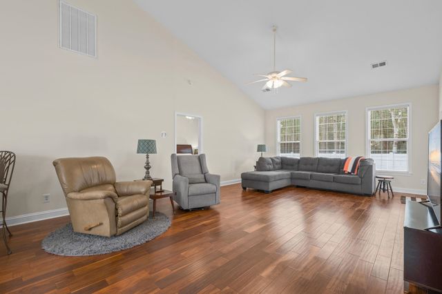 309 Sea Turtle Dr., Myrtle Beach, SC 29588