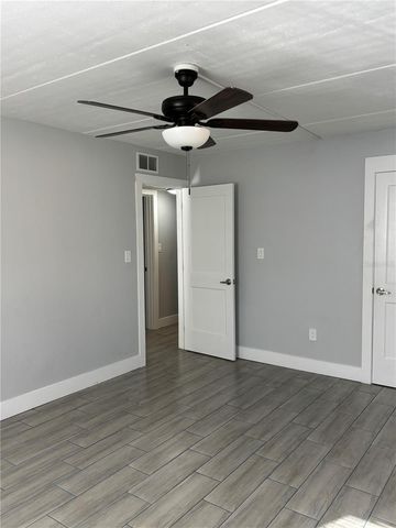 4702 MICHAEL COURT 137, Tampa, FL 33614